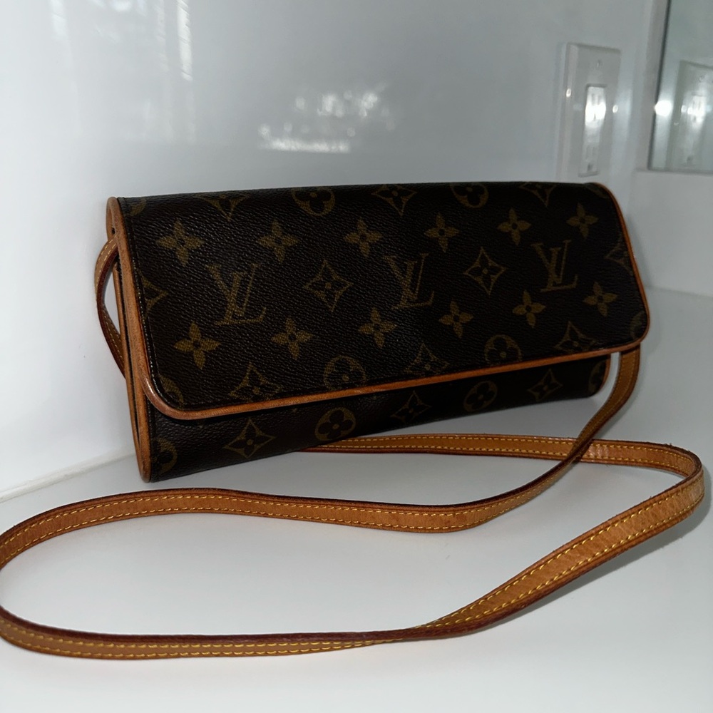 Louis Vuitton Brown Monogram Clutch